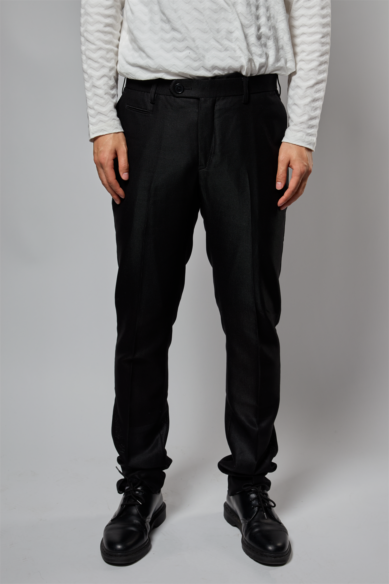 カラミ織りスラックス R1-483101